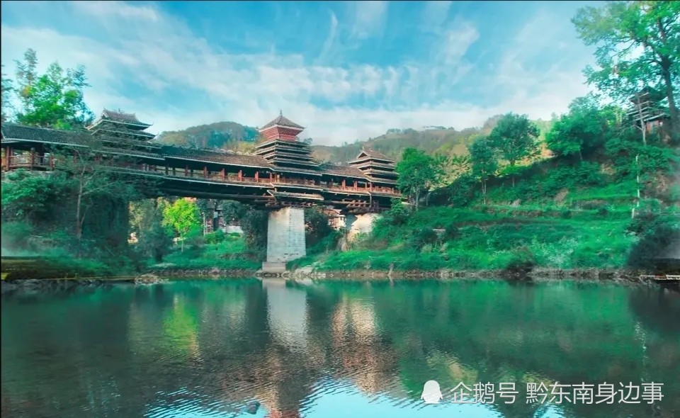 去游览古建筑物,想要原生态?地坪风雨桥是一个非常不错的选择