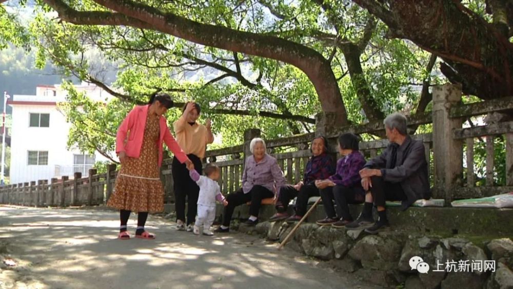 溪口镇陈屋村村民