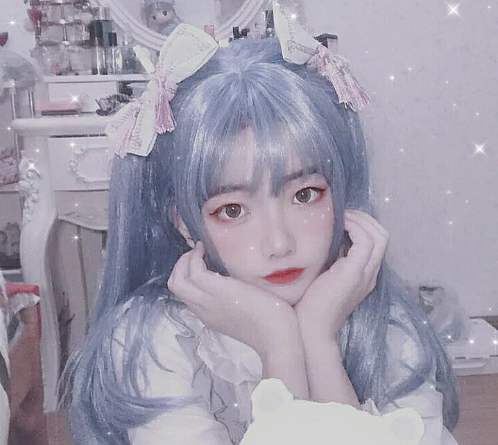 少女心仙气女生头像我喜欢早上醒来时一切都是未知的