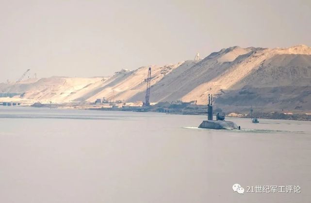 部署800天,航行10万海里:"佛罗里达"号核潜艇返回母港
