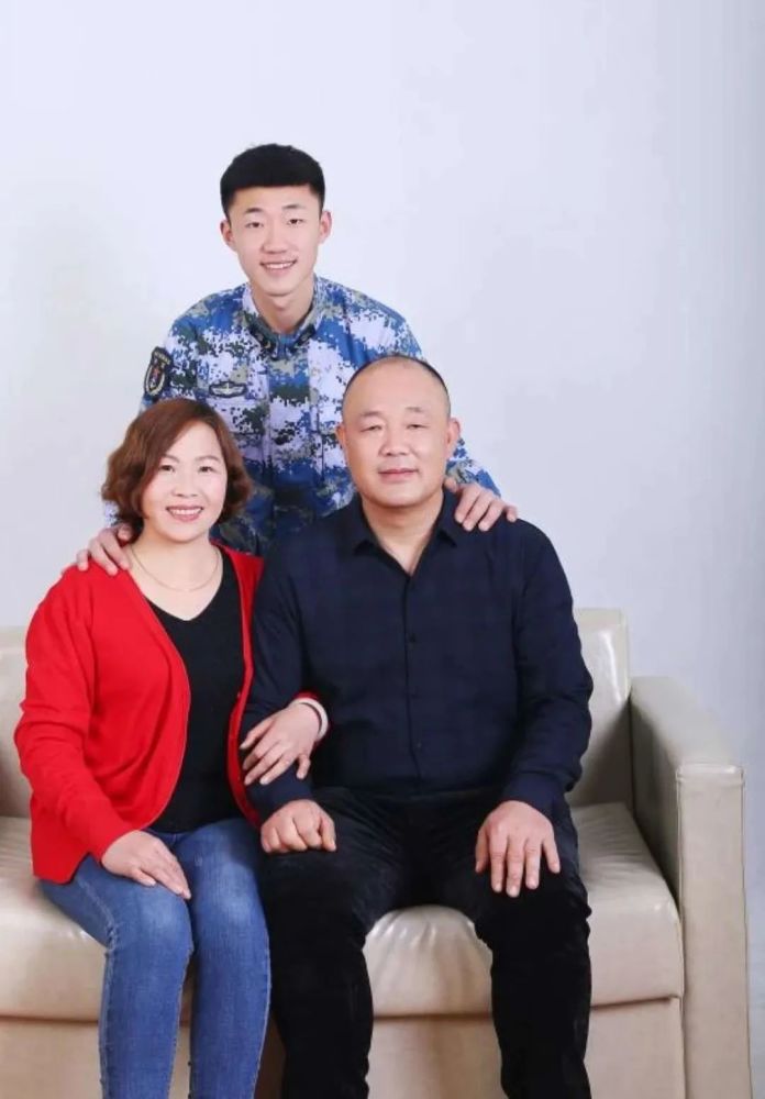 崔亮伟李勃马彬盛亮隋卫军王蛟张卫赵恒一张张温情的图片一句句深情的