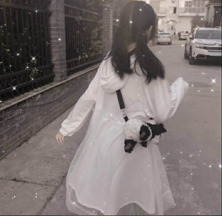 少女心·仙气·女生头像:突然一刹的难过,总觉得别人在凶你!