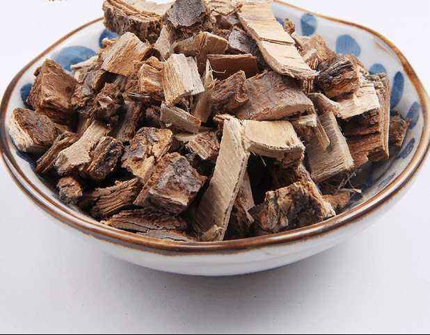 朋友,在饥荒年代,您知道怎么吃树皮吗?