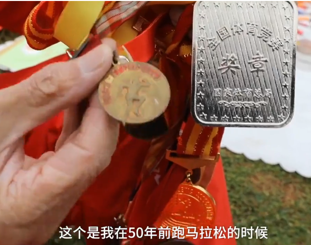 跑步半年，49岁黄磊瘦了：把跑步坚持下来，你至少有个好身体