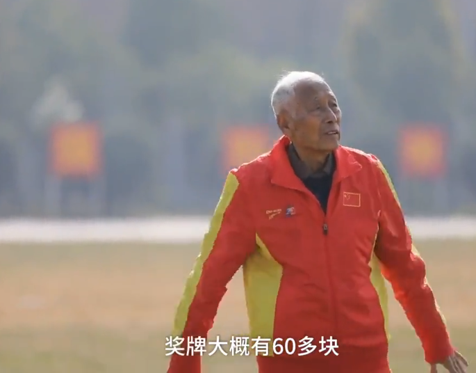 跑步半年，49岁黄磊瘦了：把跑步坚持下来，你至少有个好身体