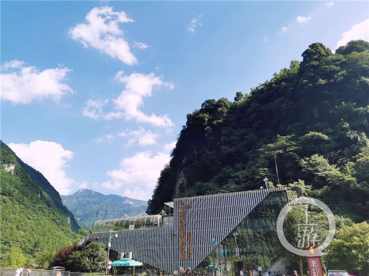 19日,金佛山等南川a级景区免收门票