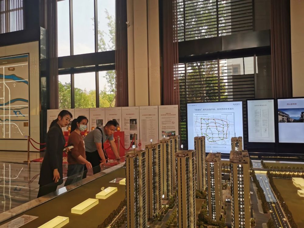 专家说：年轻人真敢想，靠工资去买房，自己不努力，还怨房价高？