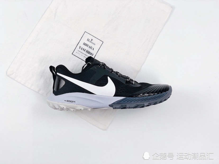 NikeAirZoom登月男子休闲运动跑步