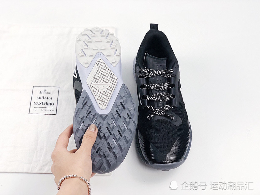 NikeAirZoom登月男子休闲运动跑步