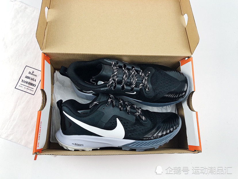 NikeAirZoom登月男子休闲运动跑步