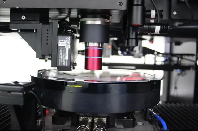 华为遭全面封杀，科技股大跌，中芯国际跌10％