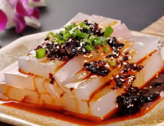 想了一年的美食绿豆凉粉,今天终于吃到!清爽q弹全过程