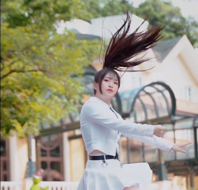 创3林嘉慧现场看鹿桃发糖秒变CP粉