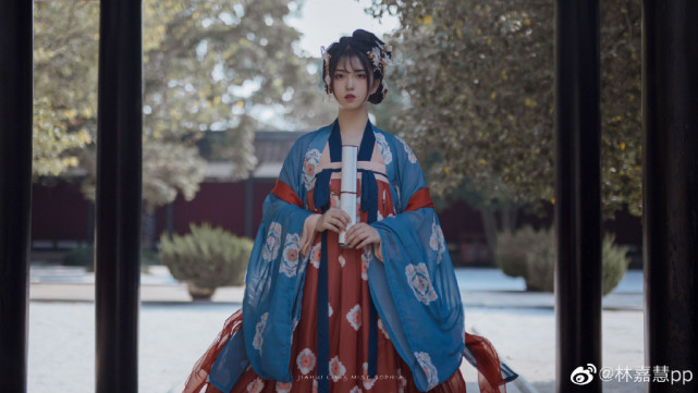 创3林嘉慧现场看鹿桃发糖秒变CP粉