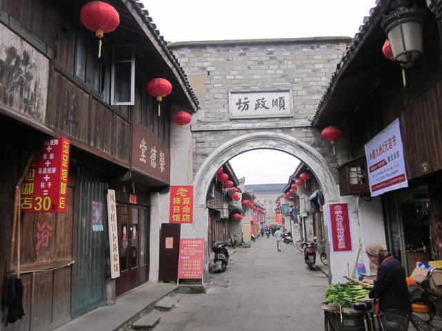 台州府文庙位于古城街道回浦路.