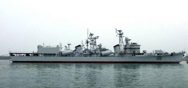 关于051型驱逐舰随着166珠海舰退役17艘此型驱逐舰已退出海洋