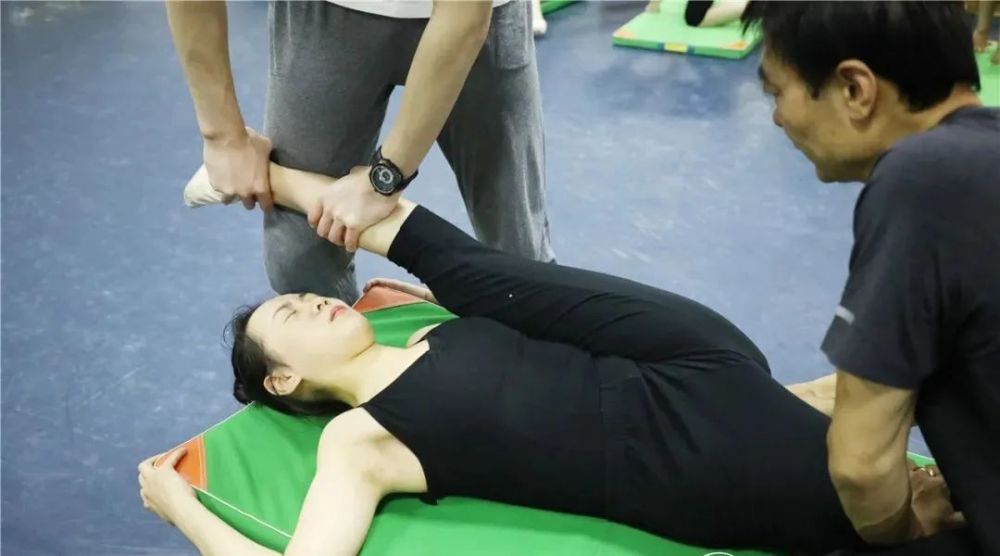 练舞带来的大腿肌肉还有救吗?解决腿粗苦恼从这篇文章