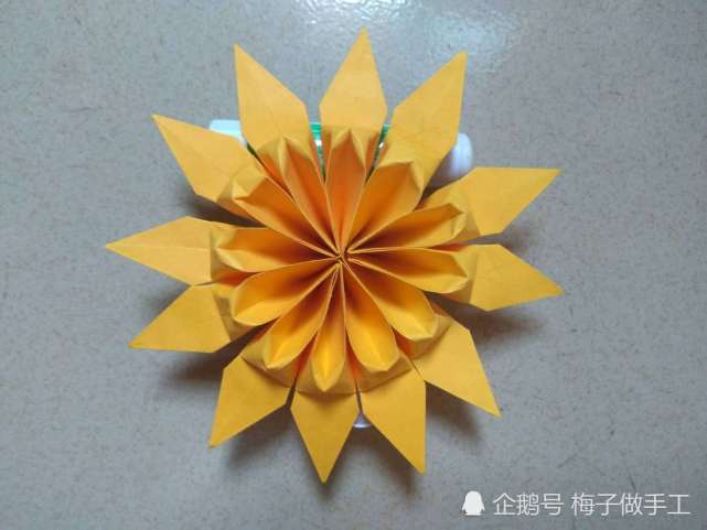 儿童手工折纸,向日葵怎么折简单又好看?来一起手工diy