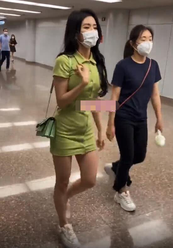 有种身材叫青你2的蔡卓宜，瘦是真的瘦，身材比例却让人一言难尽