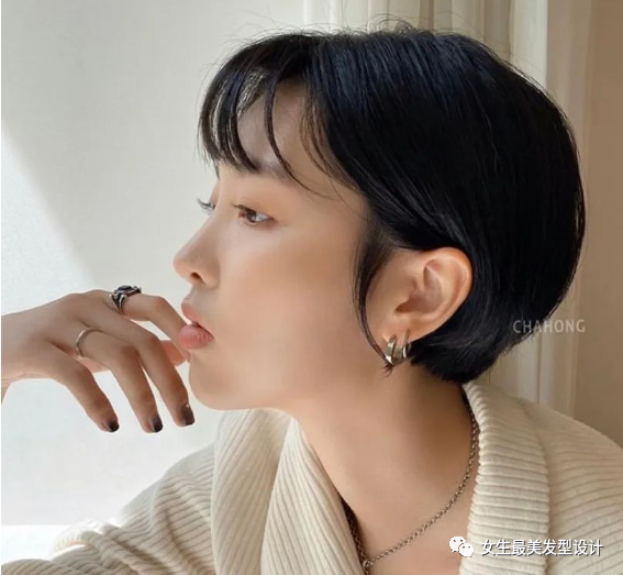 个子160左右的女生短发