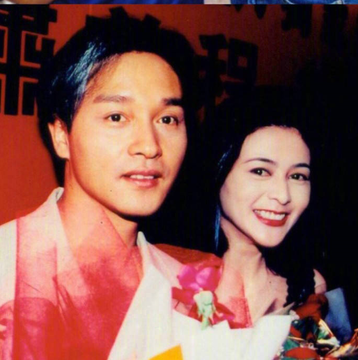 80年代的港星们不仅拥有神仙颜值,还有神仙穿搭,放到现在依旧是教科书