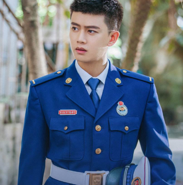 任嘉伦携新剧《蓝焰突击》来袭,首部消防题材新剧,值得我们期待!