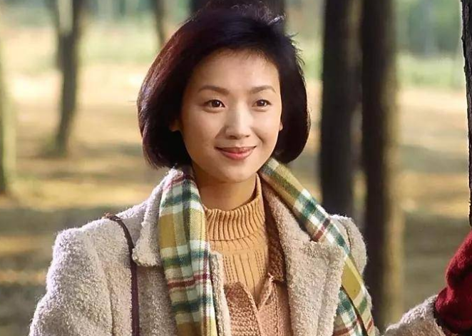 1998年,与 任贤齐合作电视剧《神雕侠侣,吴倩莲饰演小龙女一角;同年