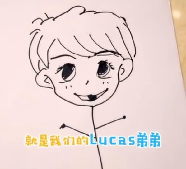 在《奔跑吧》官宣前,baby曾给黄旭熙画卡通形象,简单几笔就将黄旭熙的