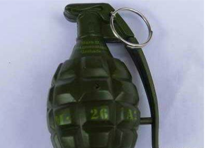 式手雷就已经正式装备于日军了,它是日军军队中的第一款现代化手榴弹