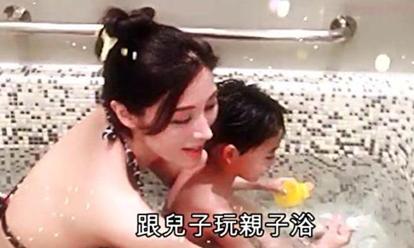 李嘉欣与8岁儿子"共浴"引热议,网友:罗志祥的教训也该清醒了_腾讯新闻