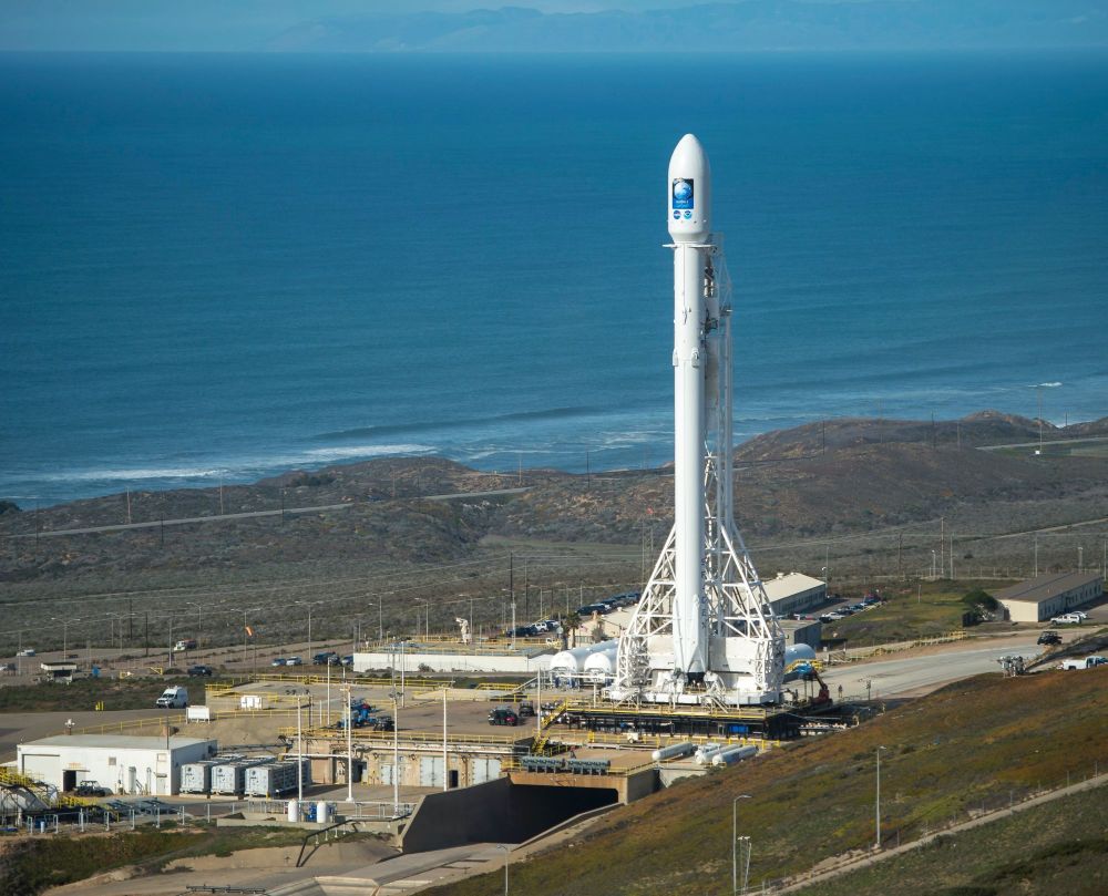 「今天股票为什么大跌」Space X首发火箭成功 未来价值超越特斯拉？