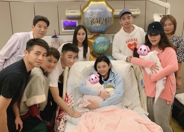 何猷君和奚梦瑶急忙结婚生子,圆了赌王的梦.