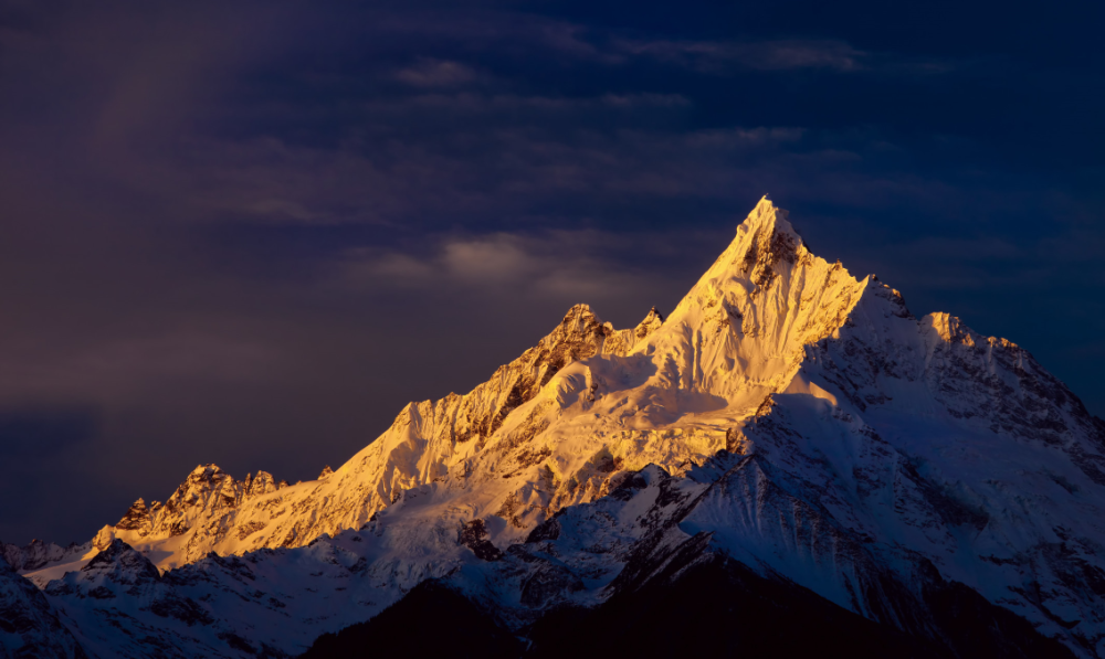 梅里雪山,藏区八大神山之首,唯一一座因文化保护禁止攀登的高峰