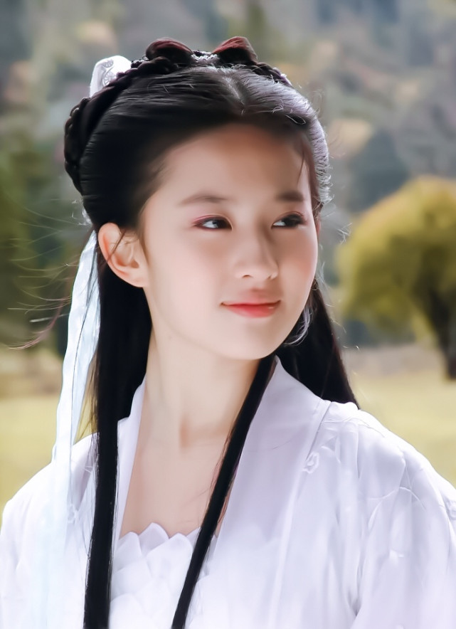 娱乐圈古装最美女明星,刘诗诗上榜,她宛如天仙下凡