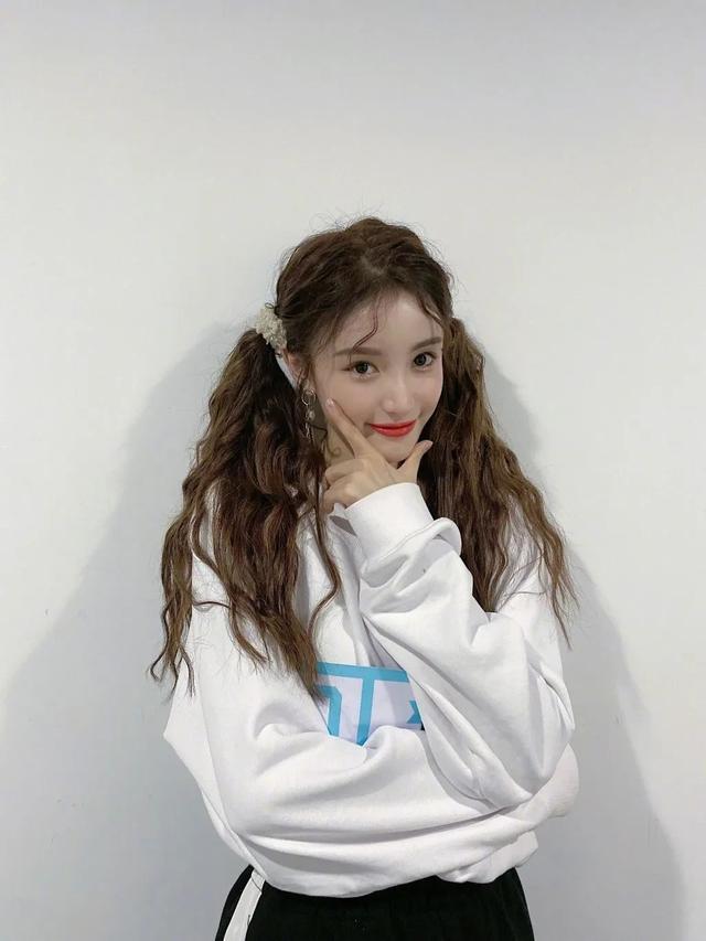 跟婧妹学的造型，竟然让我在现实世界里开了美颜？