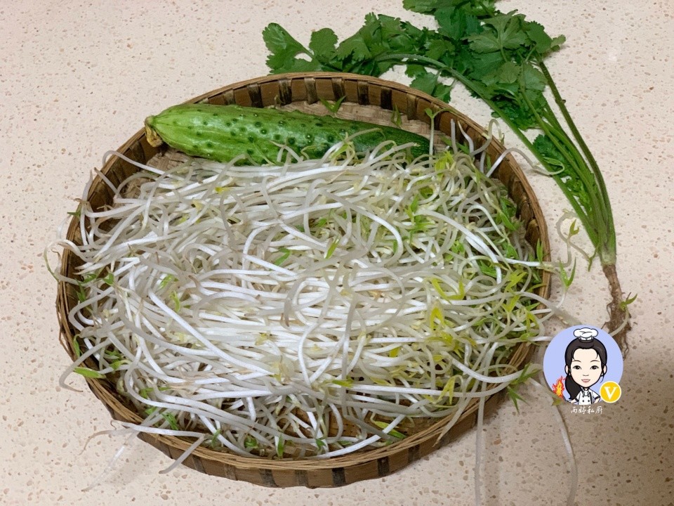 肥胖最怕此蔬菜，每天晚上吃一碗，轻松排空宿便，腰身越来越瘦
