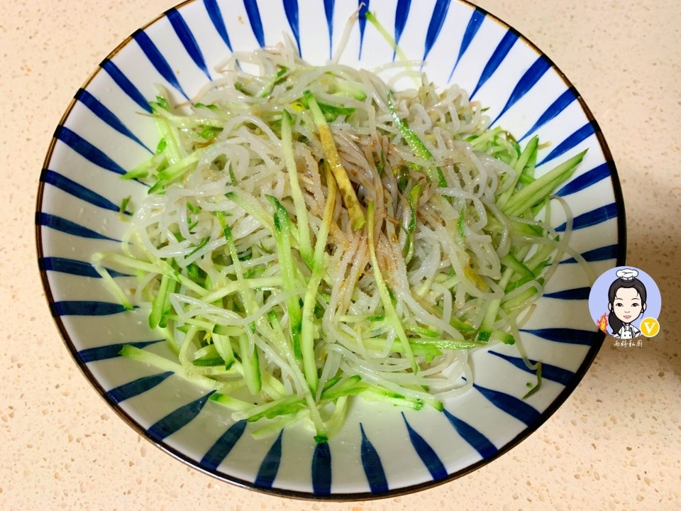 肥胖最怕此蔬菜，每天晚上吃一碗，轻松排空宿便，腰身越来越瘦