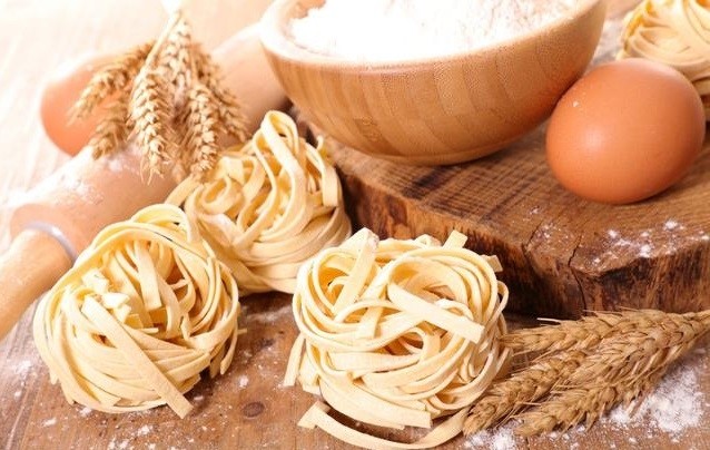 糖尿病人不能吃面食？医生辟谣：注意这4点，能血糖平稳健康无忧