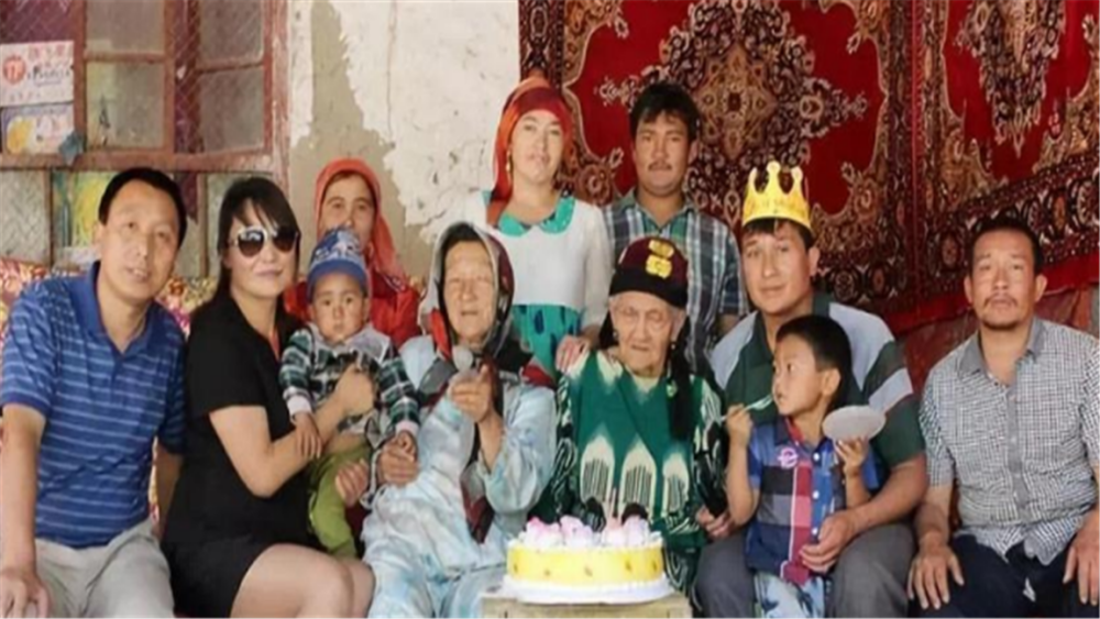 中国最长寿老人，现年134岁，喜欢吃的东西普通人难以下咽