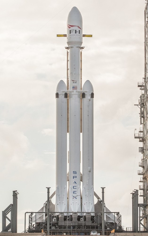 falcon heavy),先前称为 猎鹰9号重型运载火箭,是猎鹰9号运载火箭的