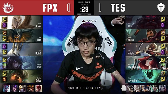 季中杯：FPX和TES的决赛，竟然以这种方式变成了猪狗大战