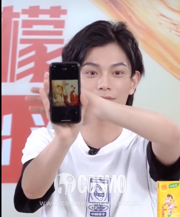端水艺术家丁禹兮的两位女主角，一个妆容范本一个保养达人