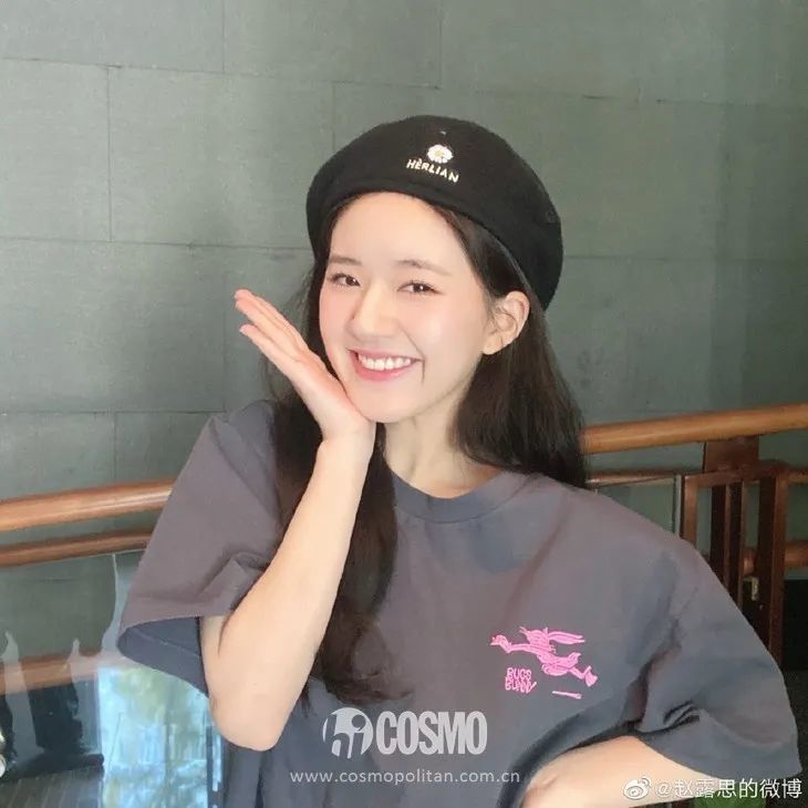 端水艺术家丁禹兮的两位女主角，一个妆容范本一个保养达人