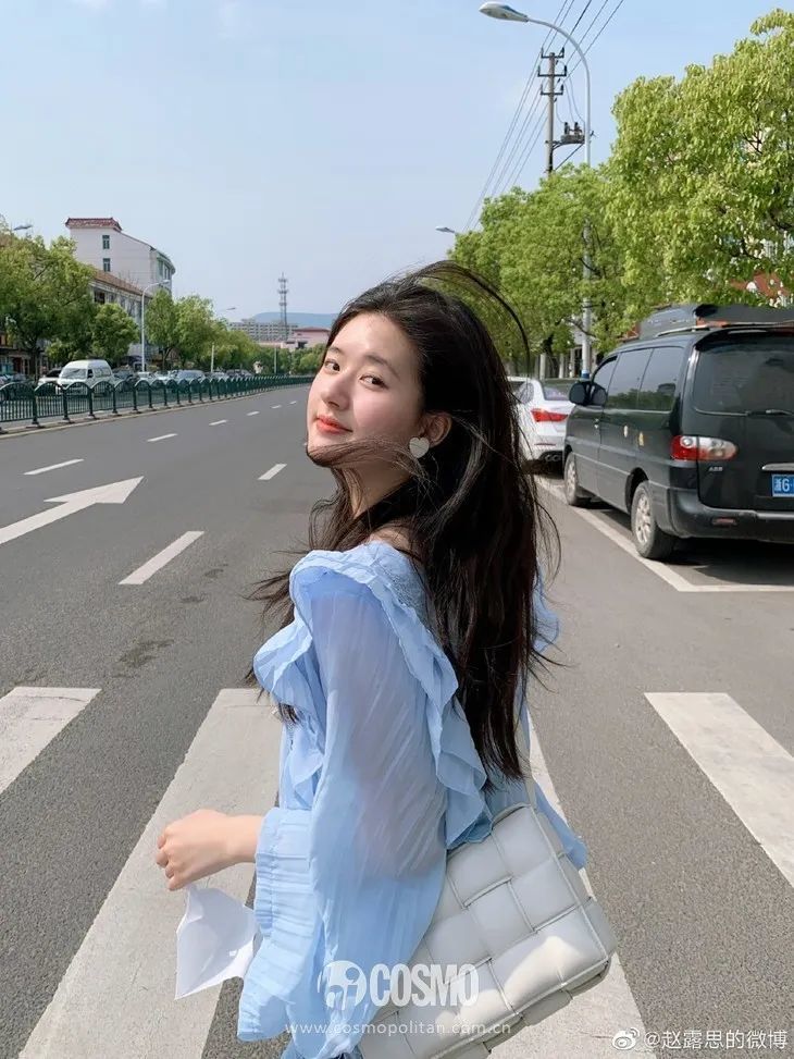 端水艺术家丁禹兮的两位女主角，一个妆容范本一个保养达人
