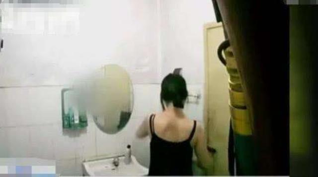男子在女孩浴室安装摄像头,偷拍240段洗澡等