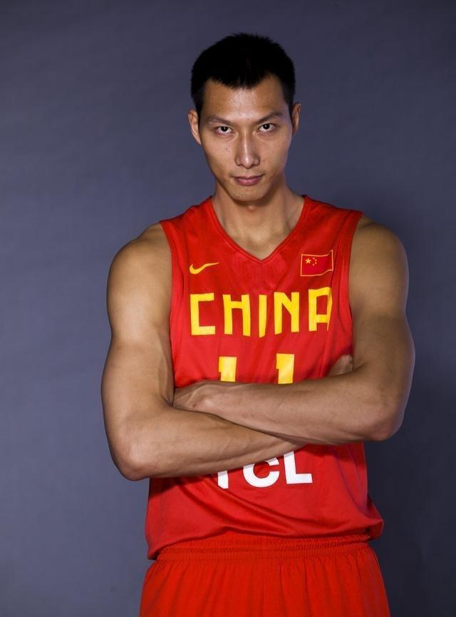 深度:中国男篮第一人—易建联,曾经姚明的小弟,如今cba第一人