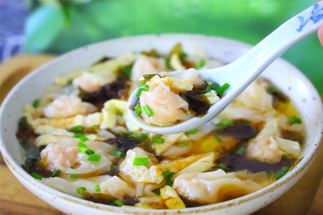 五,虾肉小馄饨