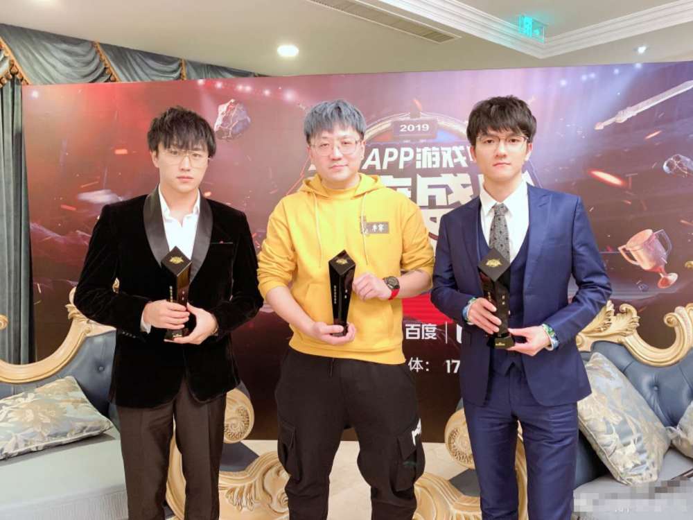 解说李九或将离开kpl?博文内容模棱两可,粉丝评论猜测