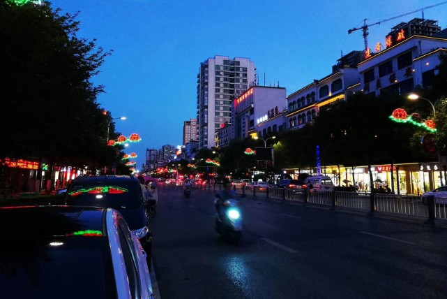 黔西夜景 "大美水西,魅力花都"