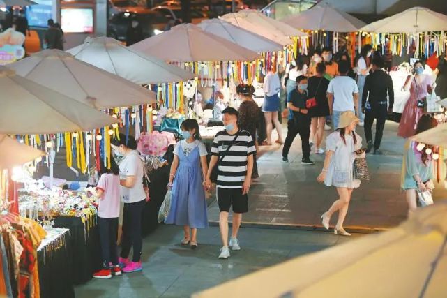 补壹刀：中国公布国际航班新政是对美国让步？